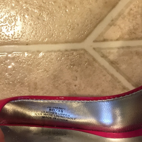 Jessica Simpson hot pink high heels - Picture 6 of 8